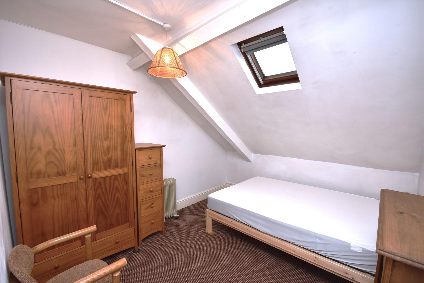 Flat 3, 68 Windsor Road, Penarth, CF64 1JJ